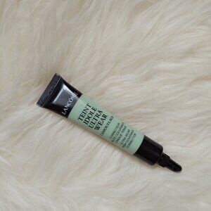 Lancome Teint Idole Ultra Wear - Green
